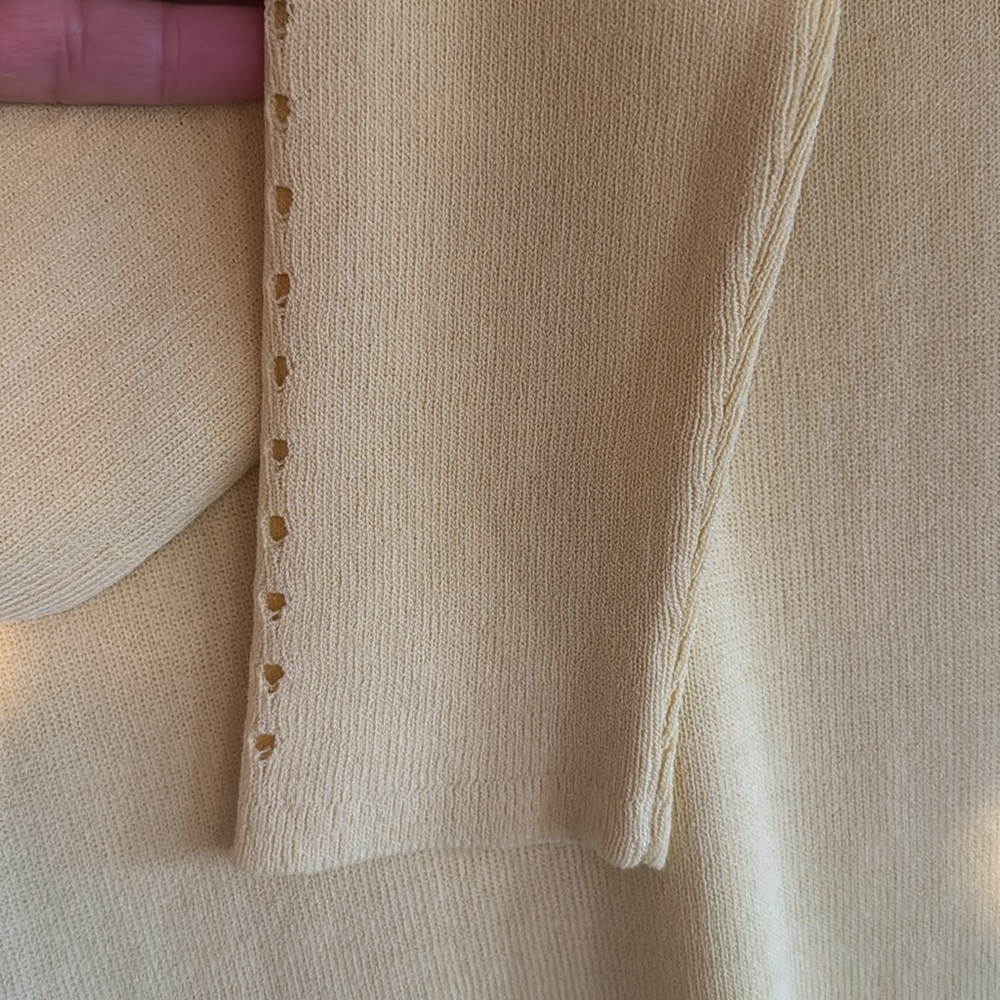 Equipment Myrian Sweater Yellow V Neck - Picture 8 of 8